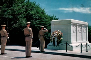Tomb of the Unknown Soldier • Arlington Nat'l Cemetery Virginia • Posted 1959 - Picture 1 of 2