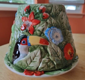 Yankee Candle Topper and Plate Tropical Floral with Toucan and Parrots-Pre-Owned - Picture 1 of 9
