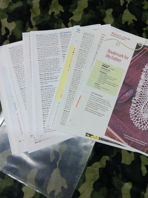 Crochet Patterns Bundle Loose Leaf Crochet World Feb 2011 Clear Binder Insert - Image 1 of 4