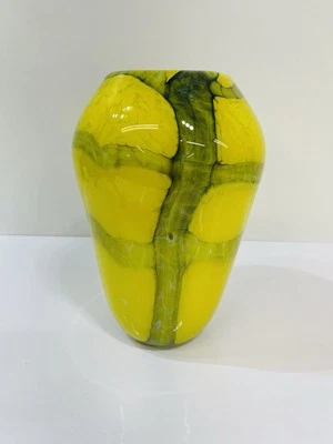 Jarrón abstracto de Murano de Fratelli Toso en amarillo y verde, C. 1980 Foto 1 de 4