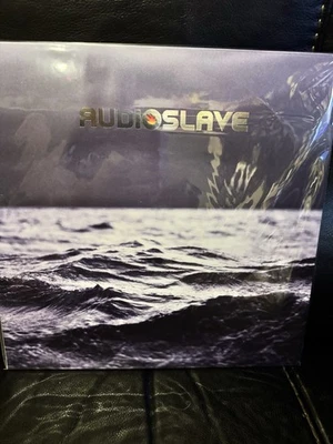 Audioslave Out of Exile IVC Edition Silver 2X Vinyl LP 0677/3000 - Image 1 of 3