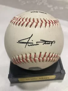 WOW!! WILLIE MAYS, GIANTS, SOUVENIR COMMORATIVE EDITION BASEBALL, NM/LN, WOW!! - Picture 1 of 3
