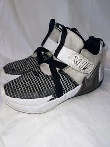 Nike Lebron Witness 7s bambino nero bianco 2 giovani - Foto 1 di 8