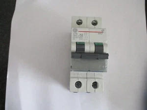 GENERAL ELECTRIC C16 16 AMP EP62C16 / 674011 DOBLE POLO MCB INTERRUPTOR DE CURVAS - Imagen 1 de 1