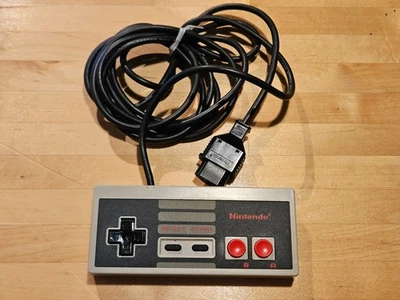 Original Nintendo Brand NES Controller OEM Official NES-004 - Image 1 of 2