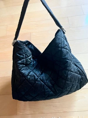 Bolso de mano hobo Chanel Le Marais de lona negro Foto 1 de 4