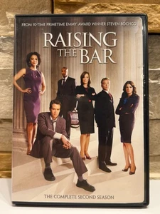 RAISING THE BAR THE COMPLETE 2ND SEASON Teddy Sears Mark‑Paul Gosselaar USED DVD - Foto 1 di 6