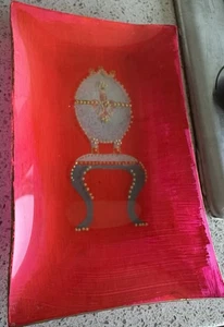 Unico VASSOIO/PIATTO PORTAGIOIE; Vetro; 4,5" L x 7,0" P; Rosso con Trono; Mai usato - Foto 1 di 5