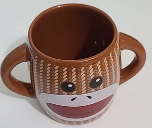 Taza de café Sock Monkey marrón rojo blanco taza de doble asa galería 4 1/8" de alto - Imagen 1 de 7