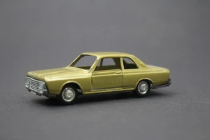 Schuco 1/66 Nr. 807 Ford 20M Limousine goldmetallic - Bild 1 von 4