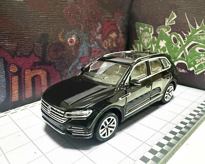 JKM 1:64 Volkswagen Touareg Diecast Model Car Collection New in Box - Image 1 of 4