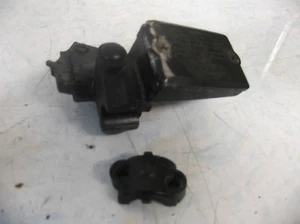 TRIUMPH DAYTONA 750 CLUTCH MASTER CYLINDER - Picture 1 of 1
