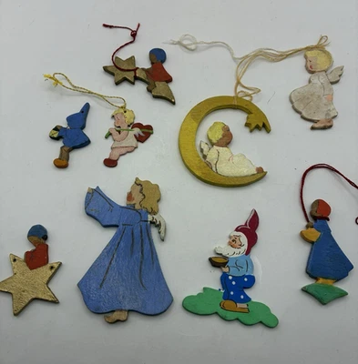 9 Antique German Erzgebirge Wooden Flat Fretwork Christmas Decorations - Image 1 of 4