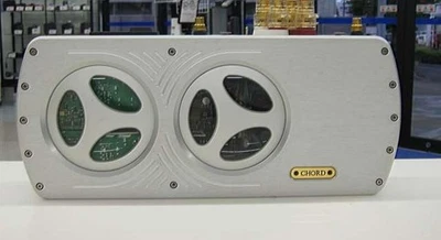 Amplificatore di potenza CHORD MEZZO50 con cavo di alimentazione testato... - Immagine 1 di 4