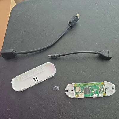 Raspberry Pi Zero W Wifi Bluetooth with case 16 GB card and cables included - Image 1 of 4