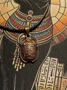 ~ Stunning Egyptian Scarab Faux Leather Bronze Tone Necklace Wicca Pagan 18" - Picture 1 of 2