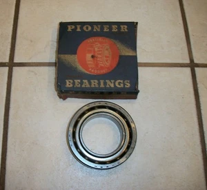 1931-1935 BUICK 80 90 Differential Bearing 1932 1933 1934 - Picture 1 of 3