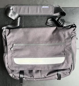 Patagonia - Half-Mass Messenger Bag - Padded Laptop Travel Case (Black) *FLAW* - Picture 1 of 19