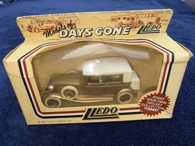 Days Gone Lledo Rolls Royce Gold/white roof  - Image 1 of 4