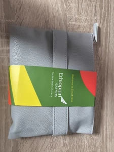 Ethiopian Airlines Amenity Kit Business Class Lancel Paris Grau Ungeöffnet NEU - Bild 1 von 13