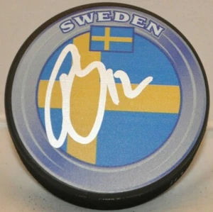 Pontus Aberg 2019 2020 Toronto Maple Leafs Autogramm Schweden Hockey Puck COA - Bild 1 von 1