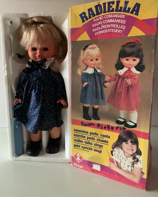 POUPEE VINTAGE GRAND FORMAT MARCHE PARLE CHANTE - RADIELLA  - FURGA - MADE ITALY - Photo 1/4
