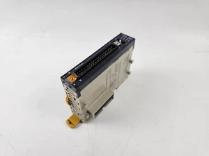 OMRON CJ1W-ID231 EXPEDITED SHIPPING - Picture 1 of 3