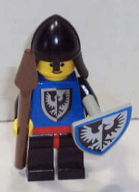 LEGO Castle Black Falcon Knight Minfigure 6062 6035 6103 Spear Sheild