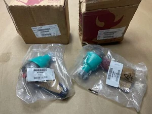 SET Genuine Meritor THK Left & Right Front Axle Tie Rod Ends R230068 R230069 - Picture 1 of 5