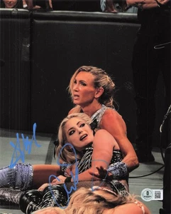 Charlotte Flair & Alexa Bliss signed Autogramm WWE 8x10 Foto Beckett BAS - Bild 1 von 1
