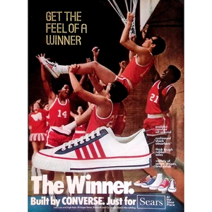 Herren Bekleidung 1975 Print Werbung Converse Basketballschuhe der Gewinner für Sears 8 x 11 - Bild 1 von 3