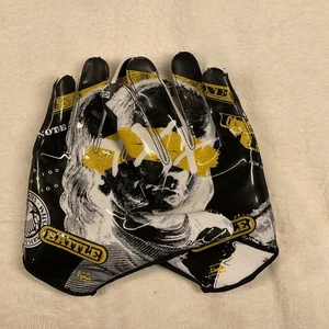 Battle Doom Speed Football Gloves BENJAMIN XX ADULT Large WHITE  #10GLBNX003 - Picture 1 of 5