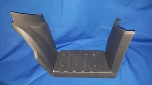NEW GENUINE OEM DINLI F130004  DL-503 COBIA FOOTREST PLASTIC RIGHT SIDE MASAI - Picture 1 of 8