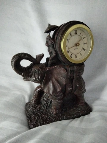 Vintage Colonial Clock Co.  Elephant Clock Cover