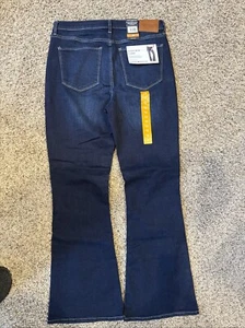 Lucky Brand High Rise Flare Stevie Jeans Womens Size 12 12/31 Dark Wash - NEW - Picture 1 of 4
