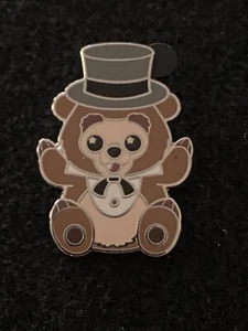 Mystery Wishables Series 2 Disney Pin - Country Bear Henry - Picture 1 of 2