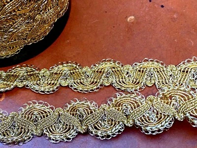 vintage metallic trim scallop edge 7/8" gold  1yd made in Germany - Image 1 of 2