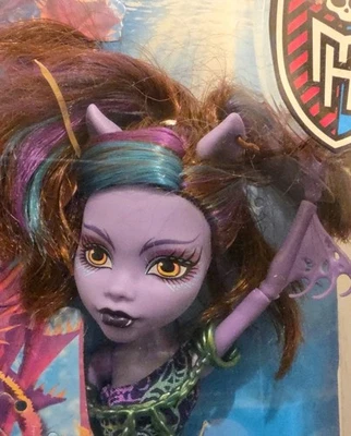 Mattel Monster High Clawdeen Wolf Great Scarrier Reef 2015 Nuevo en caja de Portugal Foto 1 de 4