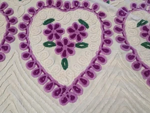 VTG chenille bedspread 88" X 100" hearts Lavender Purple white Cottage Core - Picture 1 of 19