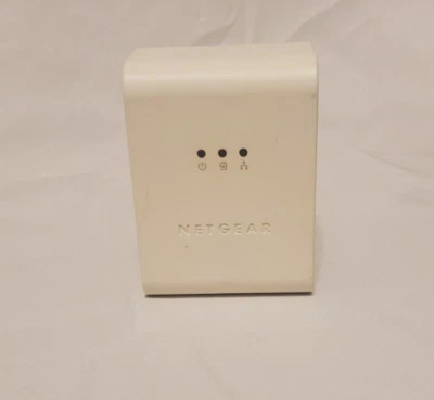 Netgear XE104 85 Mbps Powerline Wall Plugged 4-Port Ethernet Switch - Image 1 of 4