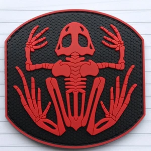 ESQUELETO RANA SELLO MARINO 3D PVC INSIGNIA TÁCTICA MILITAR ROJO PARCHE DE GOMA - Imagen 1 de 2