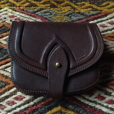 New leather hunter Ammo pouch Rifle bullet case for belt Handmade Copper Lock - Image 1 of 4