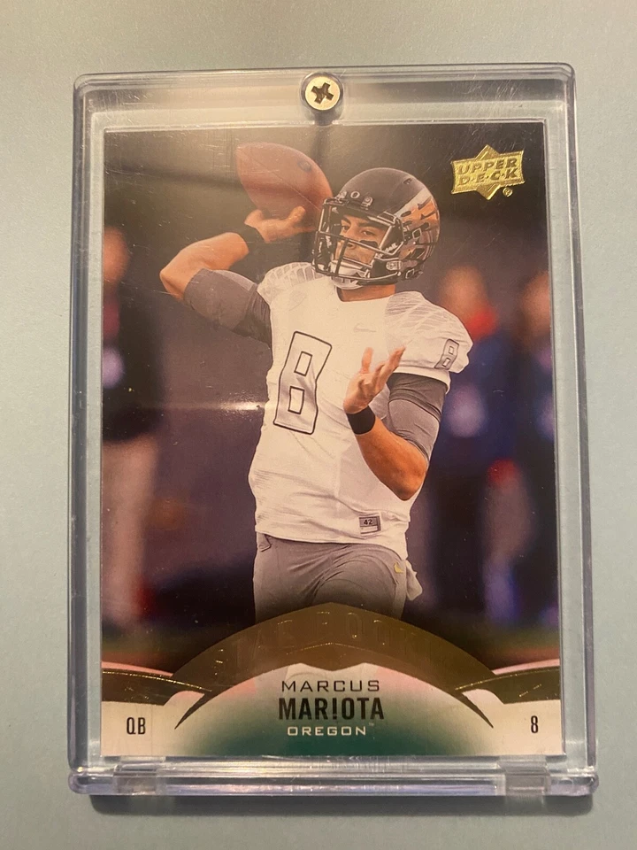 A32,666 - 2015 Upper Deck #55 Marcus Mariota - Image 1 of 1