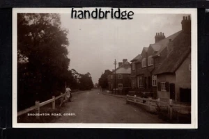 Cosby, Broughton Road - sur de Leicester - postal fotográfica real - Imagen 1 de 1