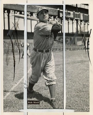 Vintage Baseball Press Photo - 1943 Ed Stanky Cubs Sports rookie 2nd base - Image 1 of 3