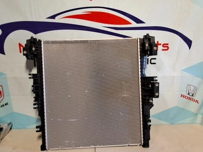 RADIADOR TOYOTA TACOMA 2024 OEM 2025 NUEVO Foto 1 de 4