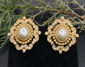 Orecchini vintage Christian Dior, finta perla, zirconi, clip - immacolati, impeccabili - Foto 1 di 6