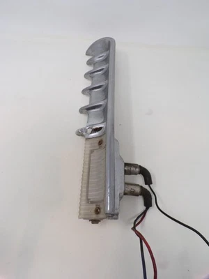 OEM 1955-56 Packard Patrician puerta cromada luz cortesía moldura con lente 409431-LT Foto 1 de 4