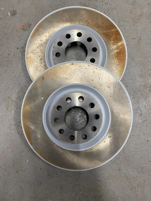 NEW BREMBO AUDI A4 S4 A6 S6 ALLROAD QUATTRO FRONT BRAKE DISCS 8D0615301K - Image 1 of 3