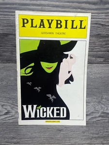 WICKED, PLAYBILL, AUGUST 2004, GERSHWIN THEATRE - Picture 1 of 7
